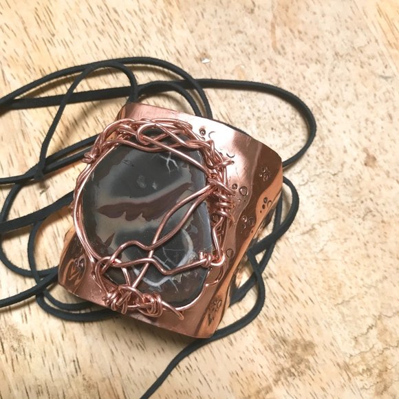 Septarian Dragons Egg Gemstone Brutalist Cuff Bracelet Tie Wrap Copper Suede - Picture 2 of 8